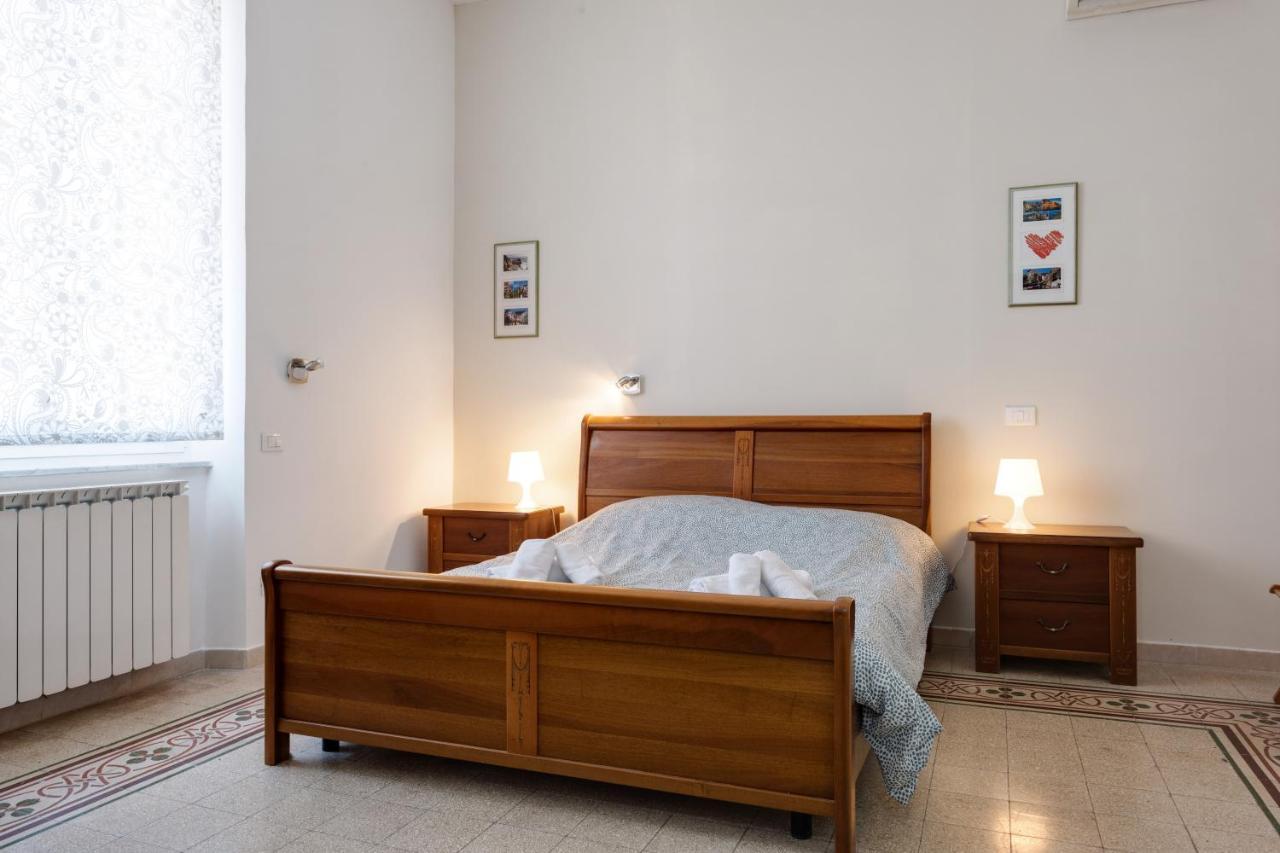 Piazza Concordia Apartment With Balcony La Spezia Exterior foto
