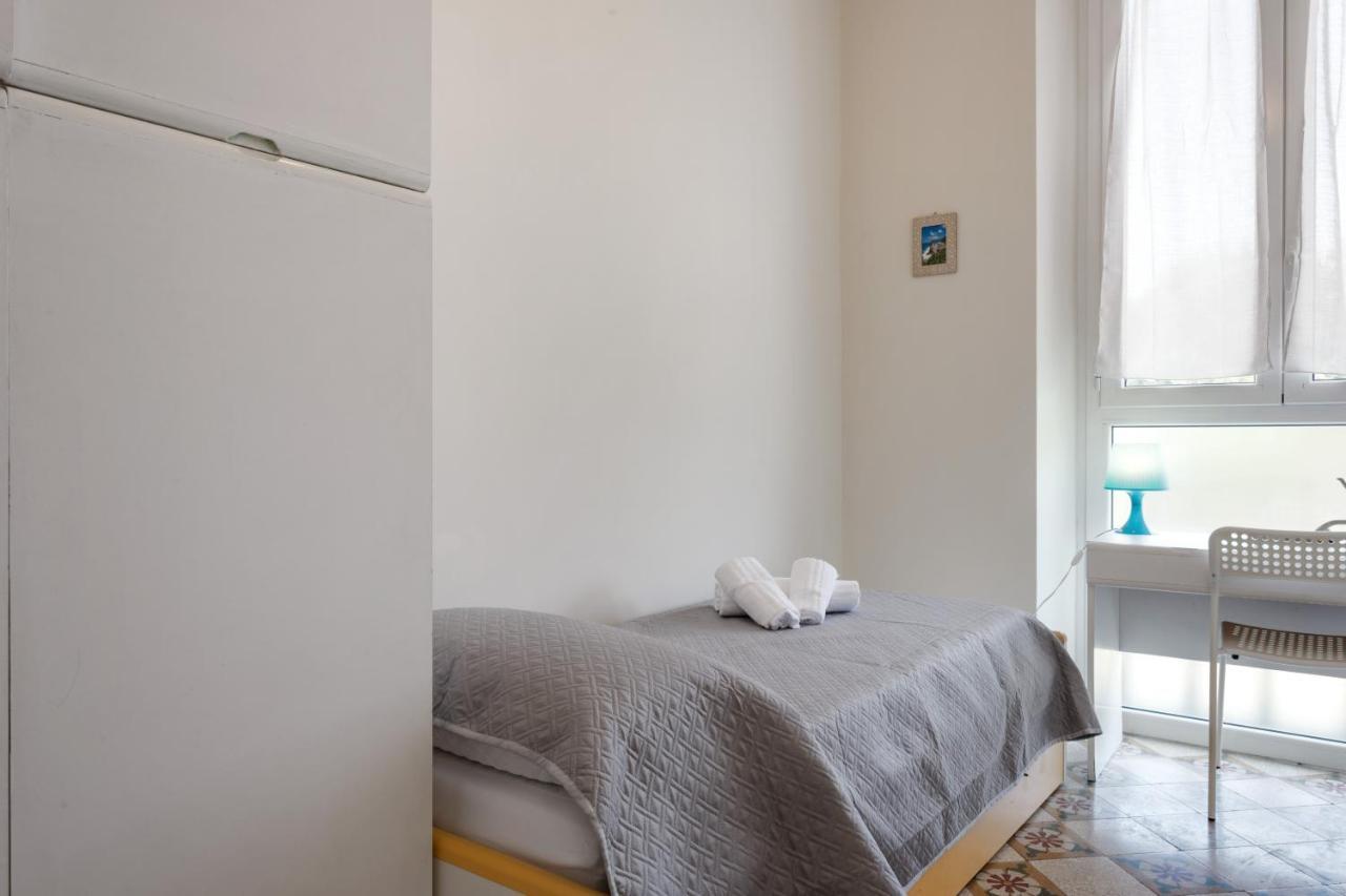 Piazza Concordia Apartment With Balcony La Spezia Exterior foto
